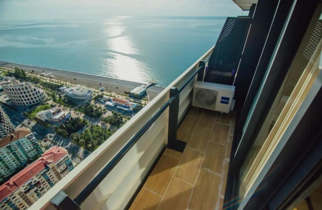 Batumi Inn Aparthotel With Sea View