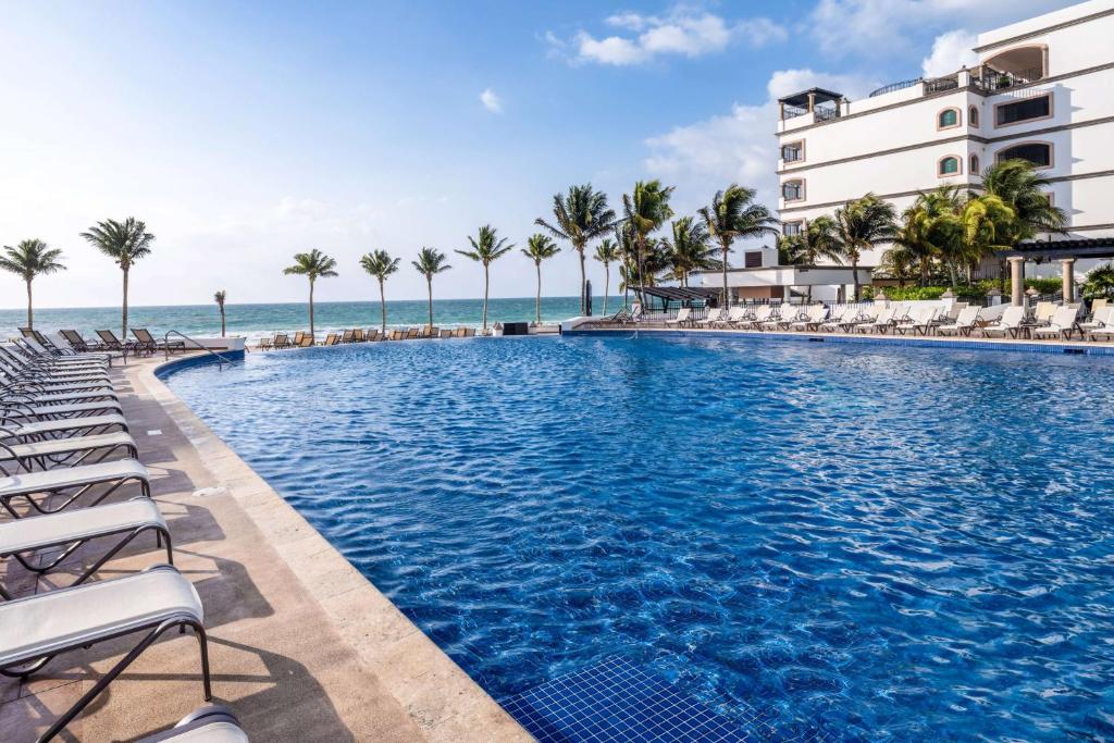 Grand Residences Riviera Cancun