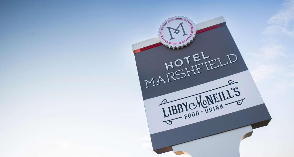 Hotel Marshfield (Marshfield) 